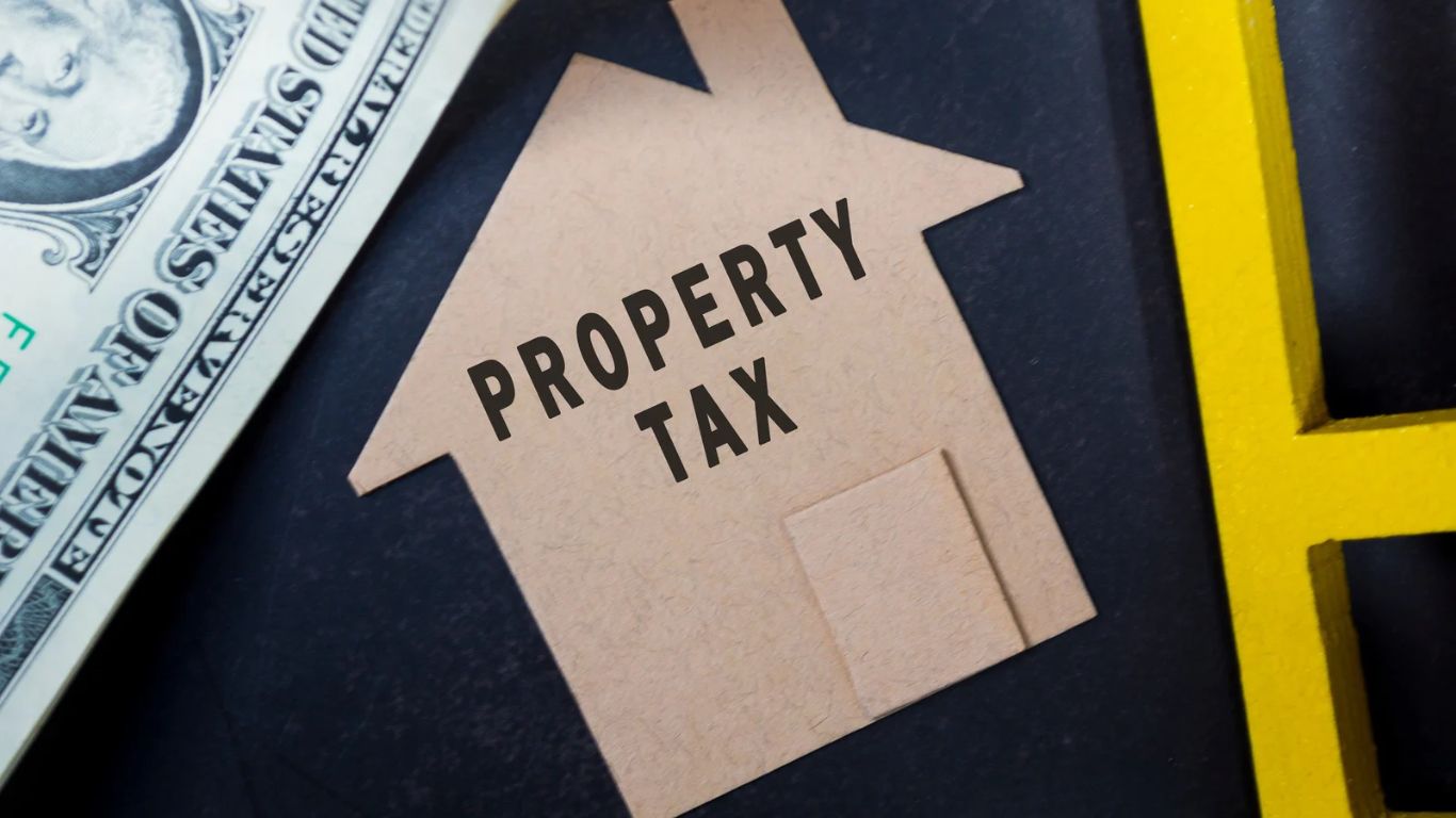 2026 property tax changes in Egypt showing higher primary residence exemptions, a 25% filing discount and updated late-payment rules