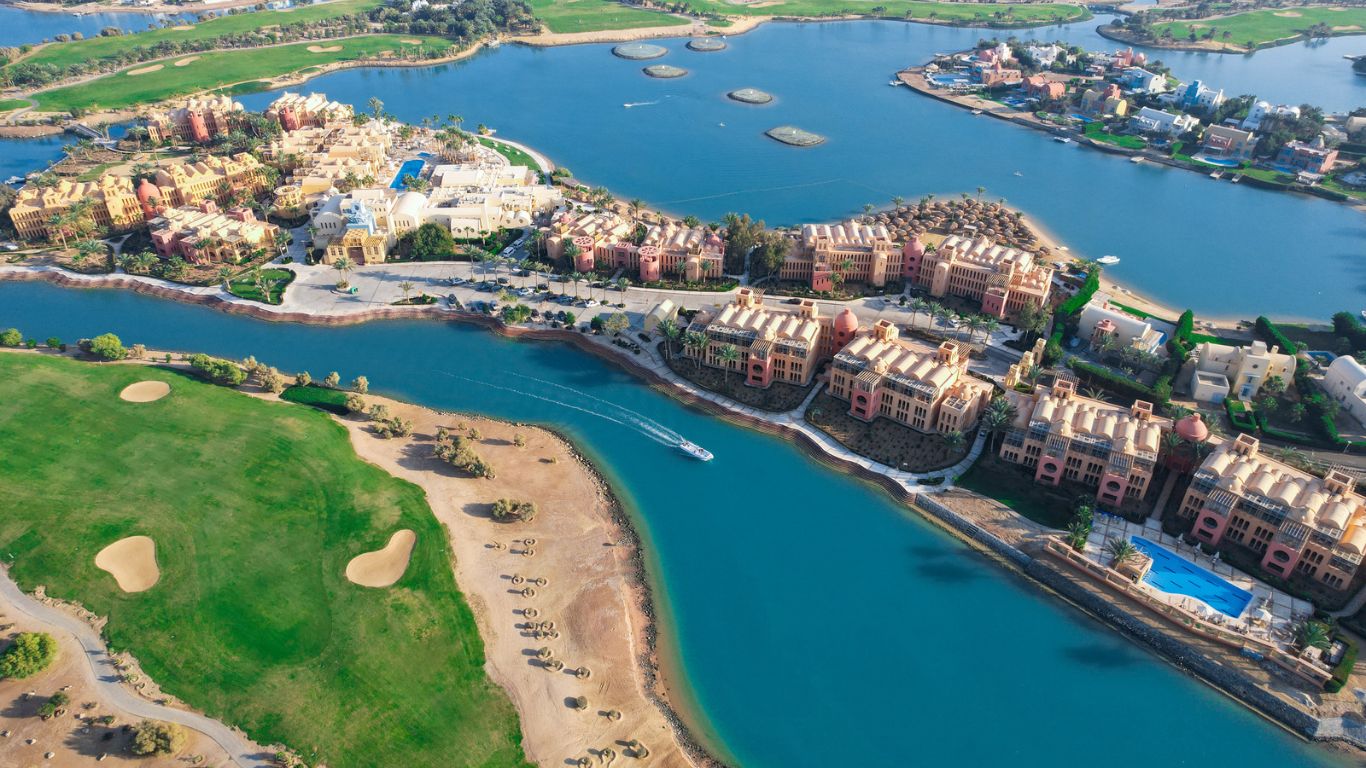 El Gouna vs Hurghada in 2027 The Quick Comparison