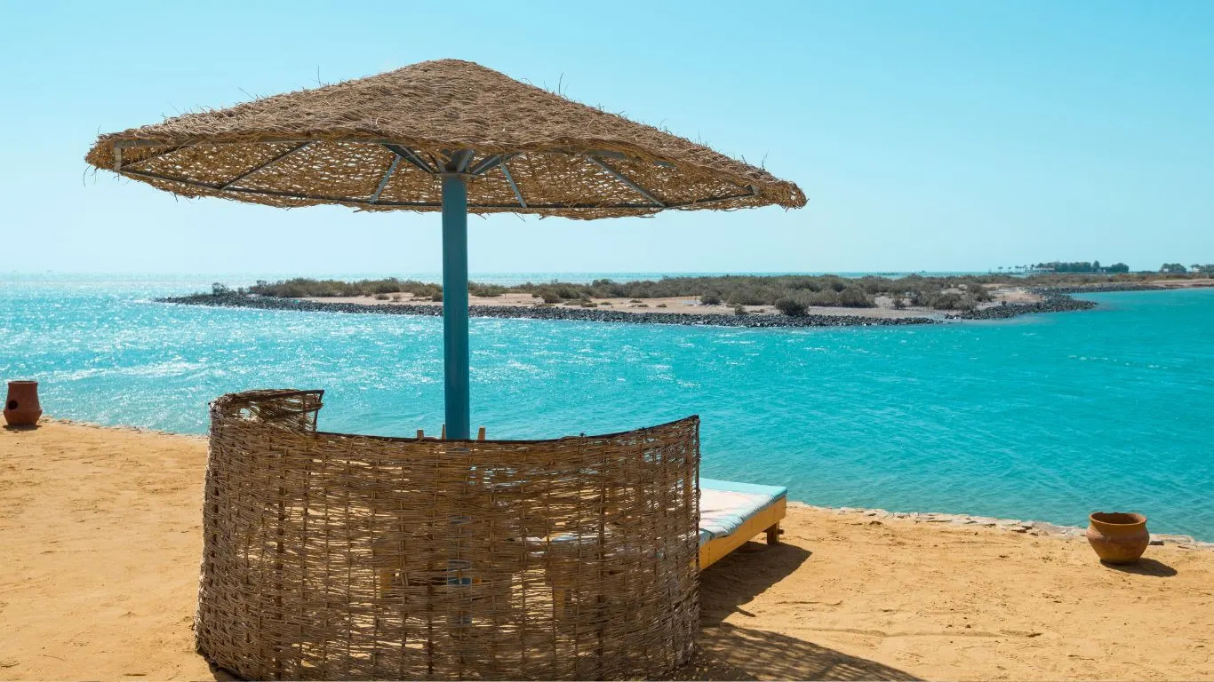 Remote Working from El Gouna: Wi-Fi, Co-working & Marina Life