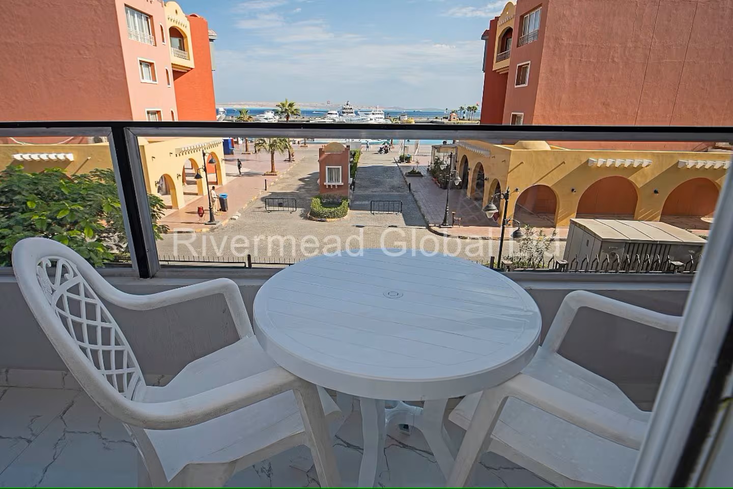 2 Bedroom Apartment with Sea and Marina View – photo 6