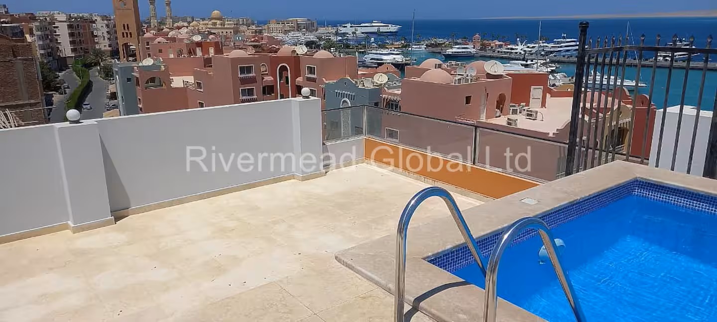2 Bedroom Apartment with Sea and Marina View – photo 12