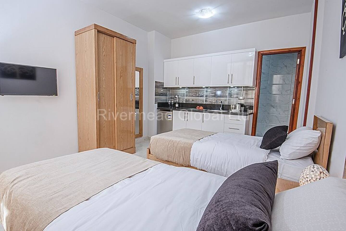 TVP30 Cozy fully furnished pool view studio – TIBA VIEW — фото 8