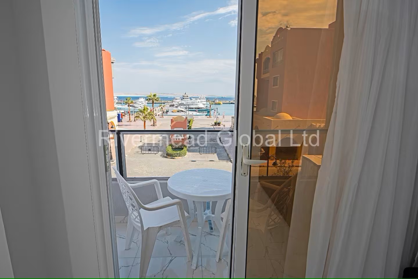 2 Bedroom Apartment with Sea and Marina View – photo 15
