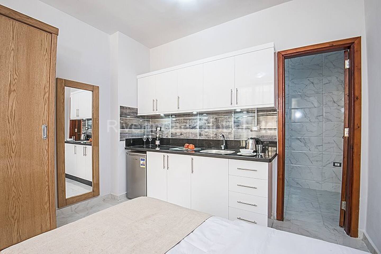 TVP30 Cozy fully furnished pool view studio – TIBA VIEW — фото 12