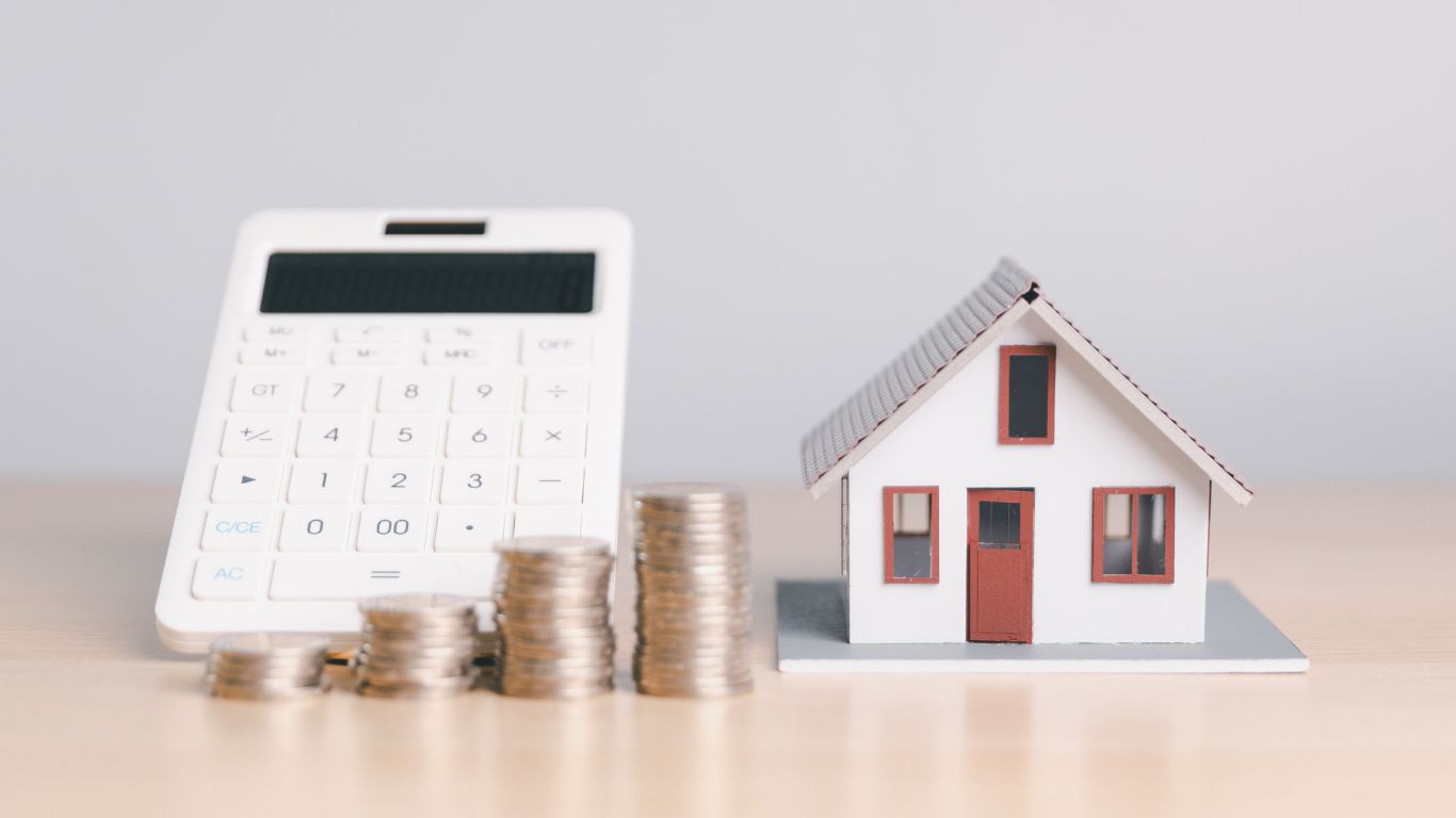 Hidden property ownership costs in Egypt including disposal tax, rental income tax, furnishing replacement, management fees and currency risk