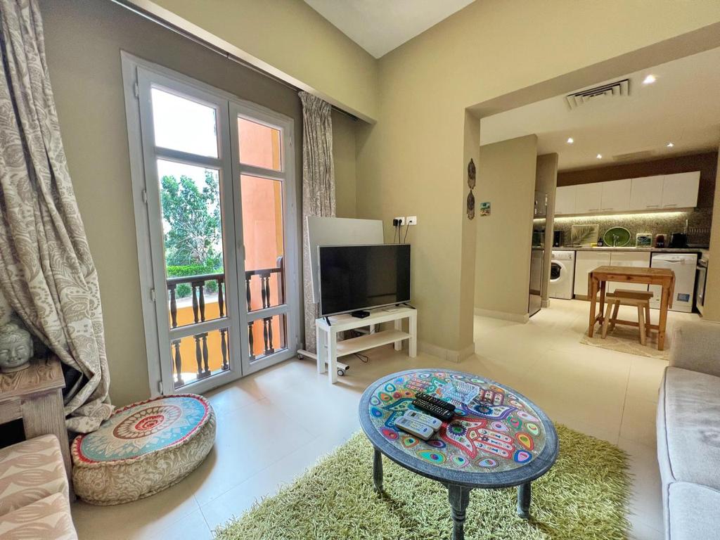 Gallery view 3