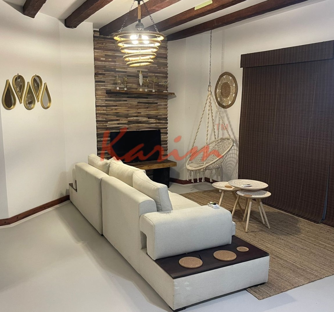 Gallery view 3